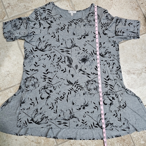 VTG Elaine Rose Womens 1X Gray Black Floral Tunic Top Whimsigoth Office Preppy - Picture 7 of 7